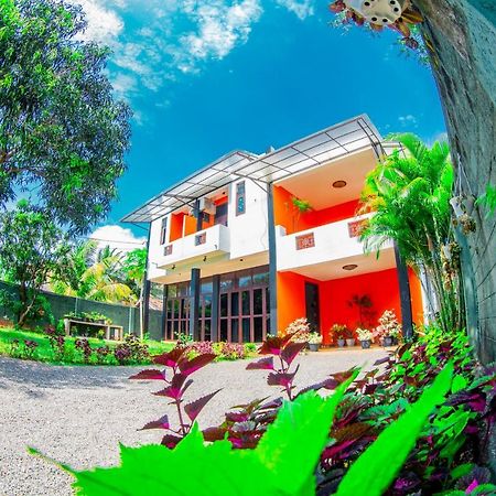 Anthuan Residence Negombo Exterior foto